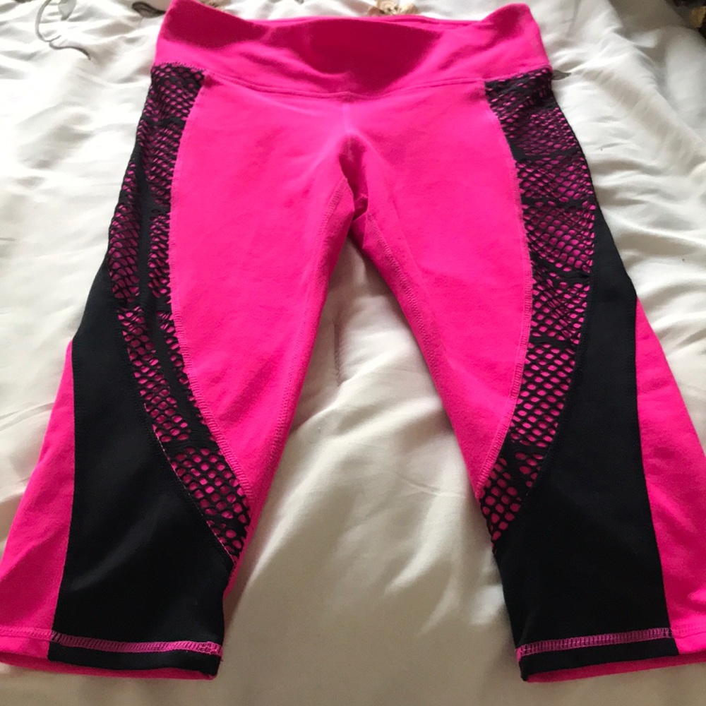 Fabletics cropped workout leggings size XXS